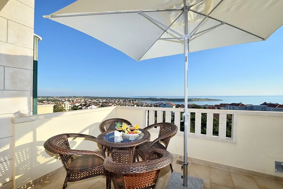 Ferienwohnung in Novalja mit Pool 66153669 27265