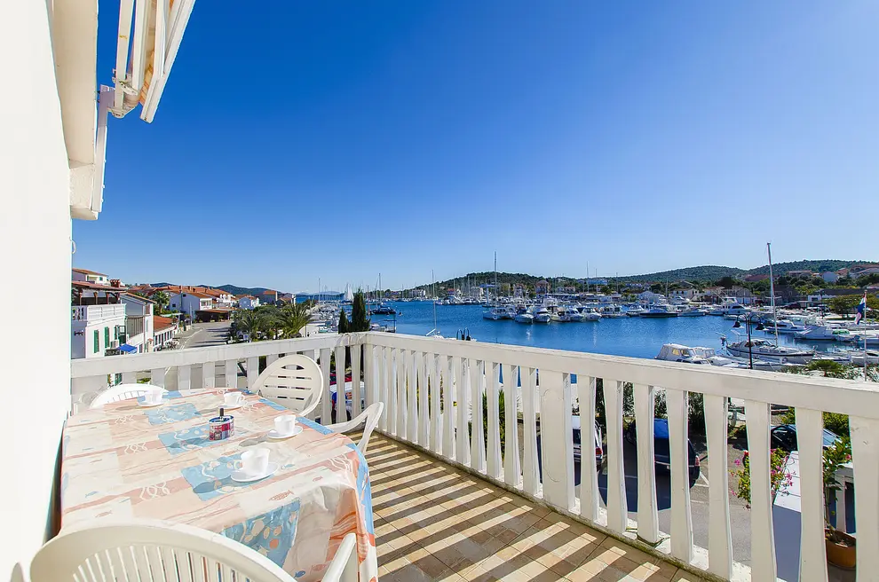 Ferienwohnung in Murter  66118338 6815