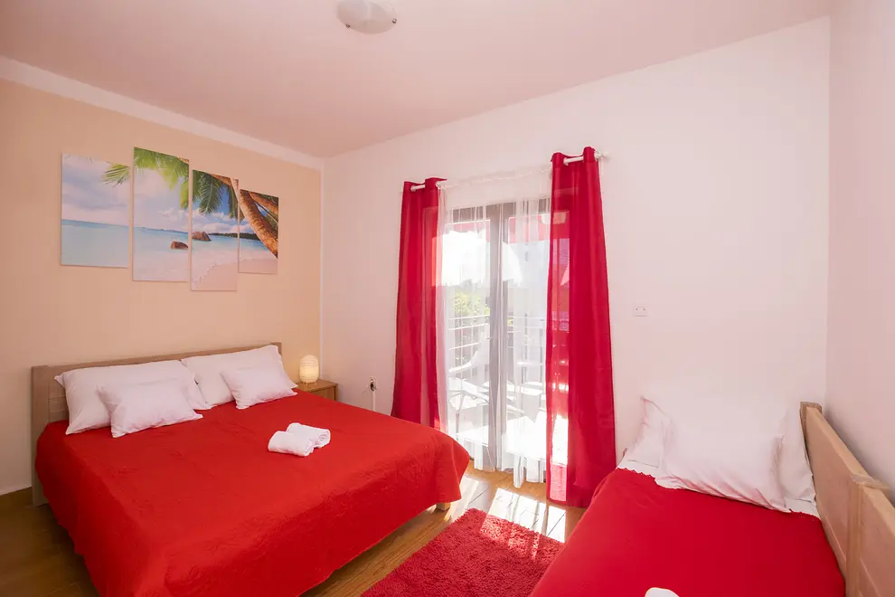 Ferienwohnung in Pirovac  999204192 32402