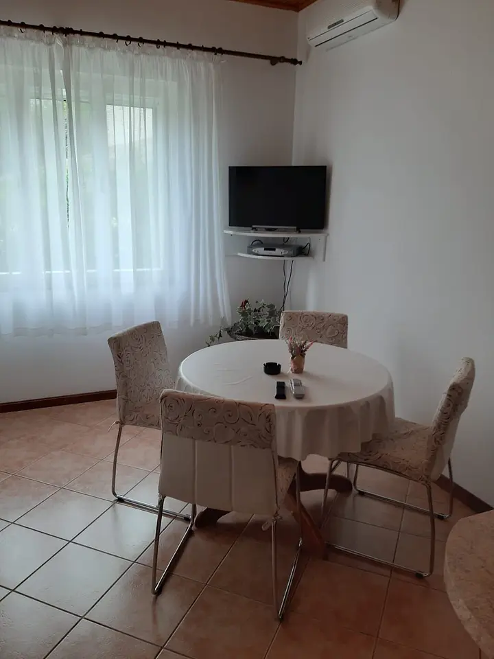 Ferienappartment in Murter  999208957 36902