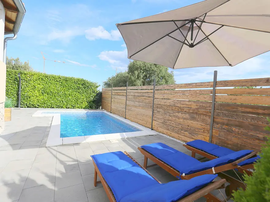 Ferienwohnung in Biograd mit Pool 66132420 17584