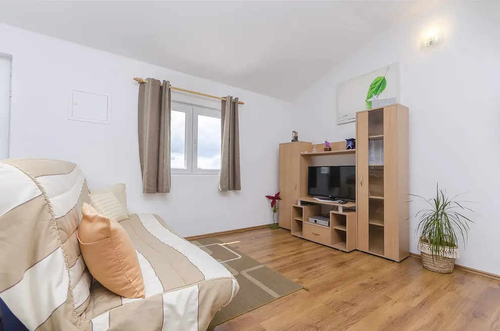 Ferienwohnung in Tribunj mit Pool 999205613 33755 – Foto 4