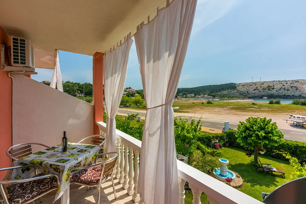 Ferienwohnung in Rab haustiergeeignet 66115397 5357