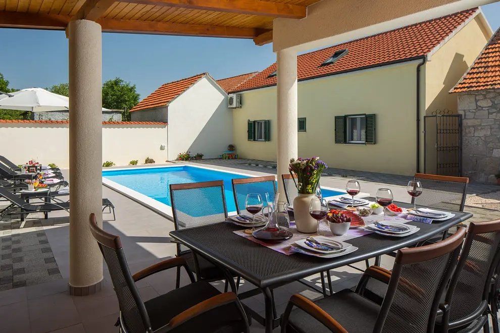 Ferienhaus in Drnis mit Pool 999209386 37312 – Foto 6