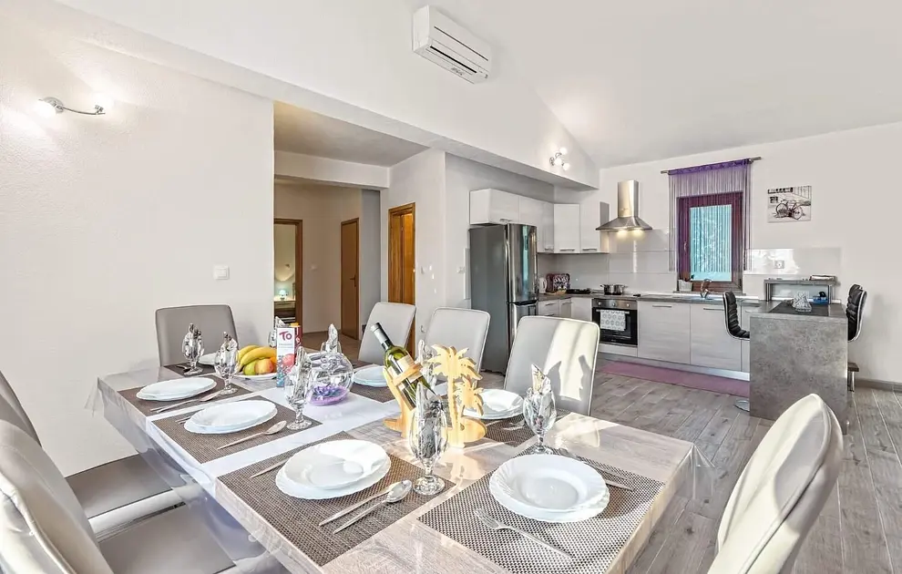 Ferienwohnung in Liznjan mit Pool 999212940 40494