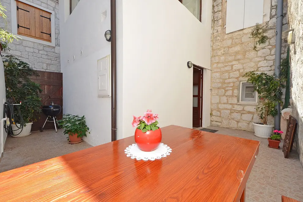 Ferienwohnung in Trogir  999210346 38210