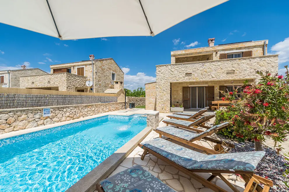 Ferienhaus in Nin mit Pool und haustiergeeignet 999204010 32234 – Foto 9