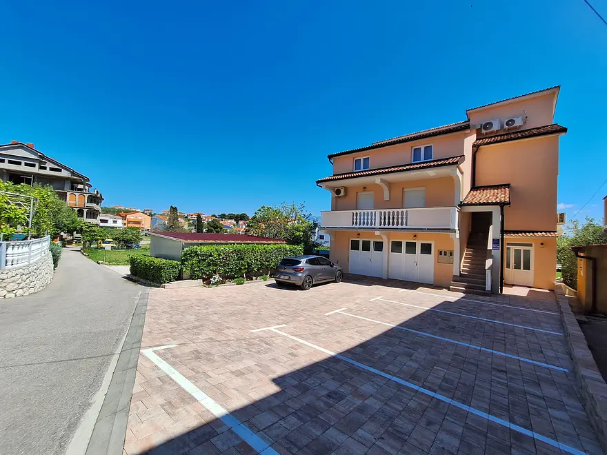 Ferienwohnung in Rab haustiergeeignet 66142392 24015