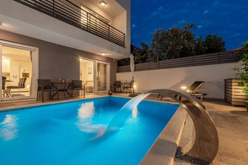 Ferienhaus in Biograd mit Pool 66136421 20045