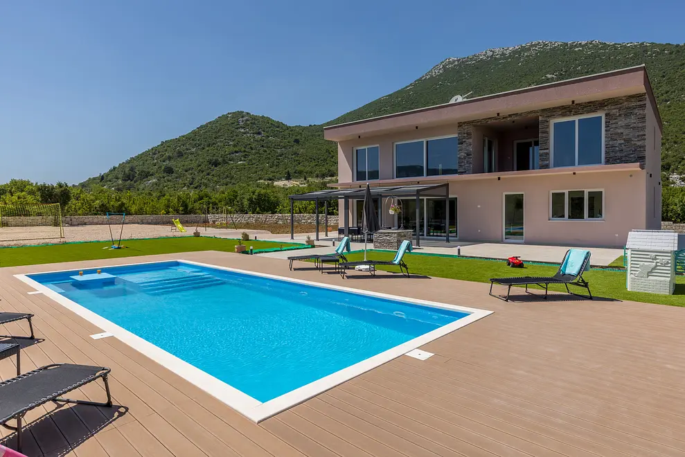 Ferienhaus in Omis mit Pool und haustiergeeignet 66136999 20388