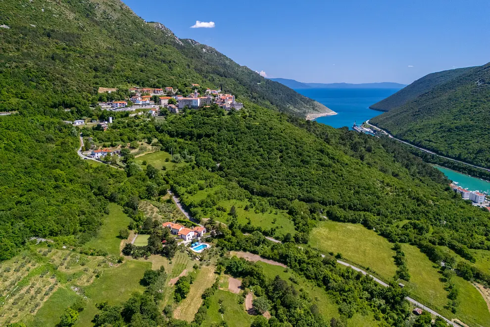 Ferienwohnung in Krsan mit Pool 999204998 33170 – Foto 3