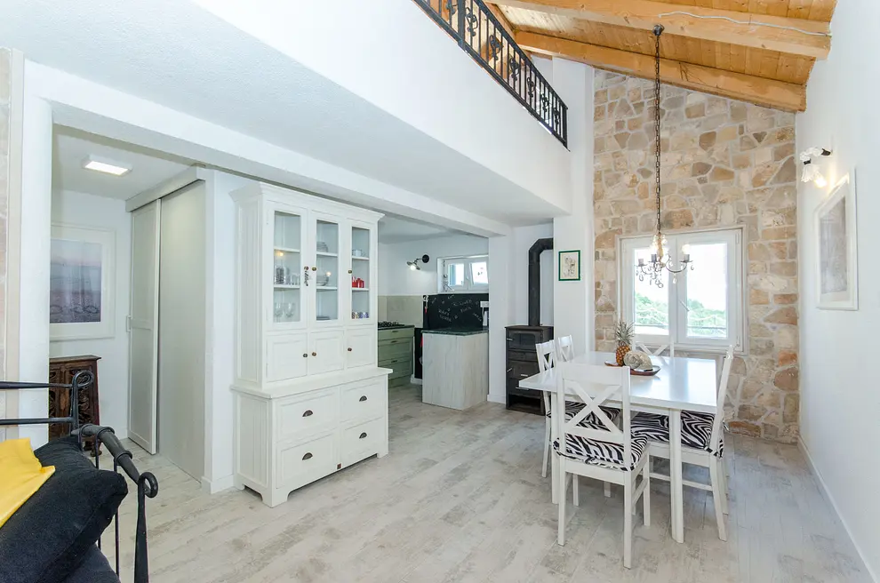 Ferienhaus in Brac mit Pool 999208705 36659