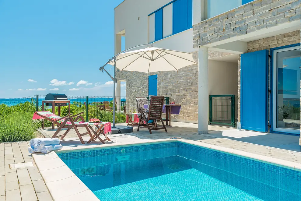 Ferienhaus in Nin mit Pool und haustiergeeignet 66125421 12165