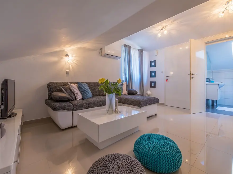 Ferienwohnung in Crikvenica mit Pool 66124306 11338