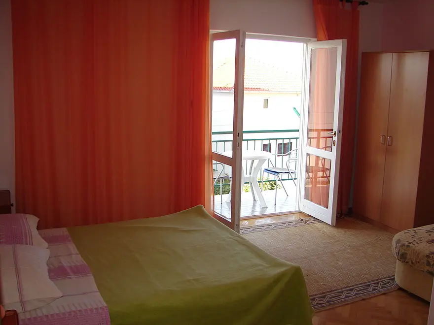 Schlafzimmer 3