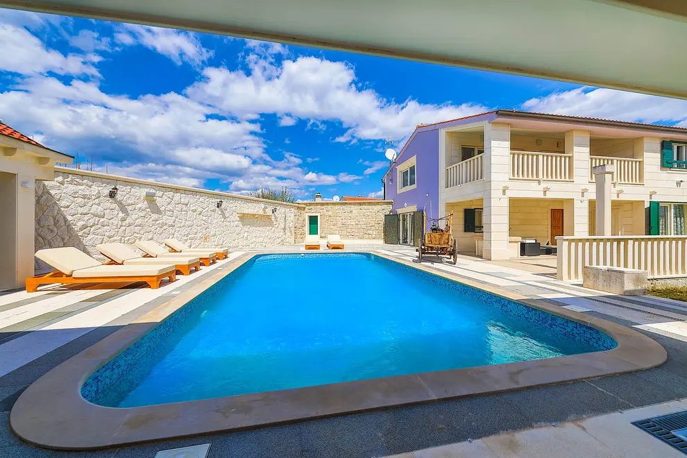 Ferienhaus in Klis mit Pool 66133829 18770