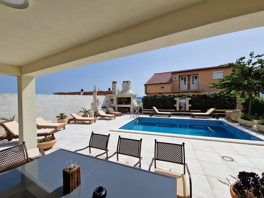Ferienwohnung in Biograd mit Pool und haustiergeeignet 999211467 39238
