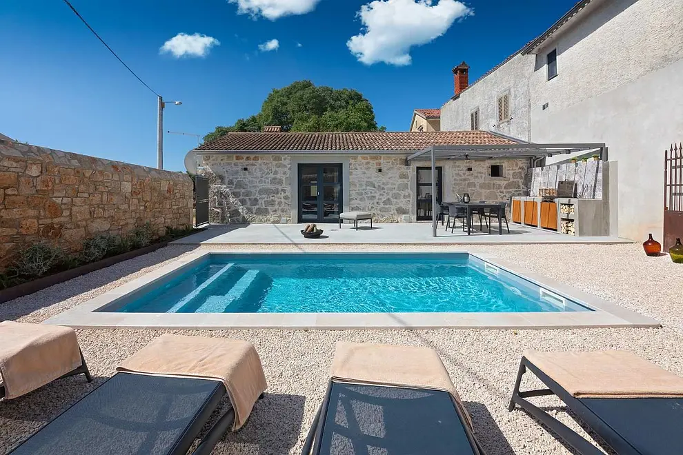 Ferienhaus in Porec mit Pool und haustiergeeignet 66129613 15452