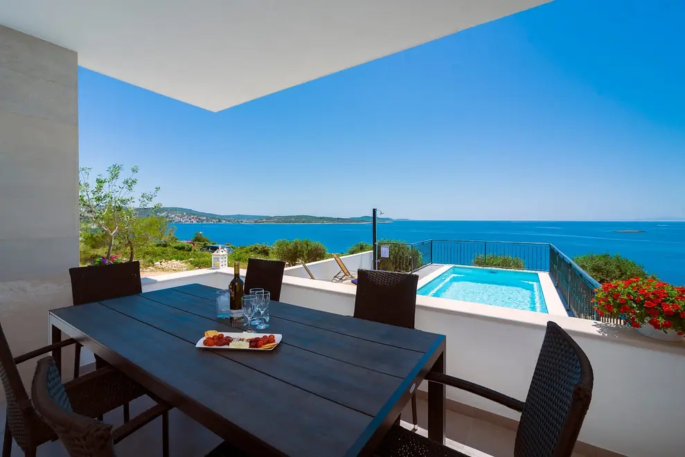 Ferienhaus in Rogoznica mit Pool 66136996 20385