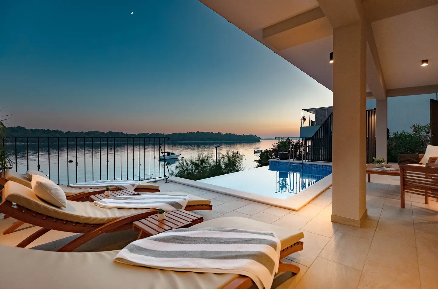 Ferienhaus in Blato  999246229 43322