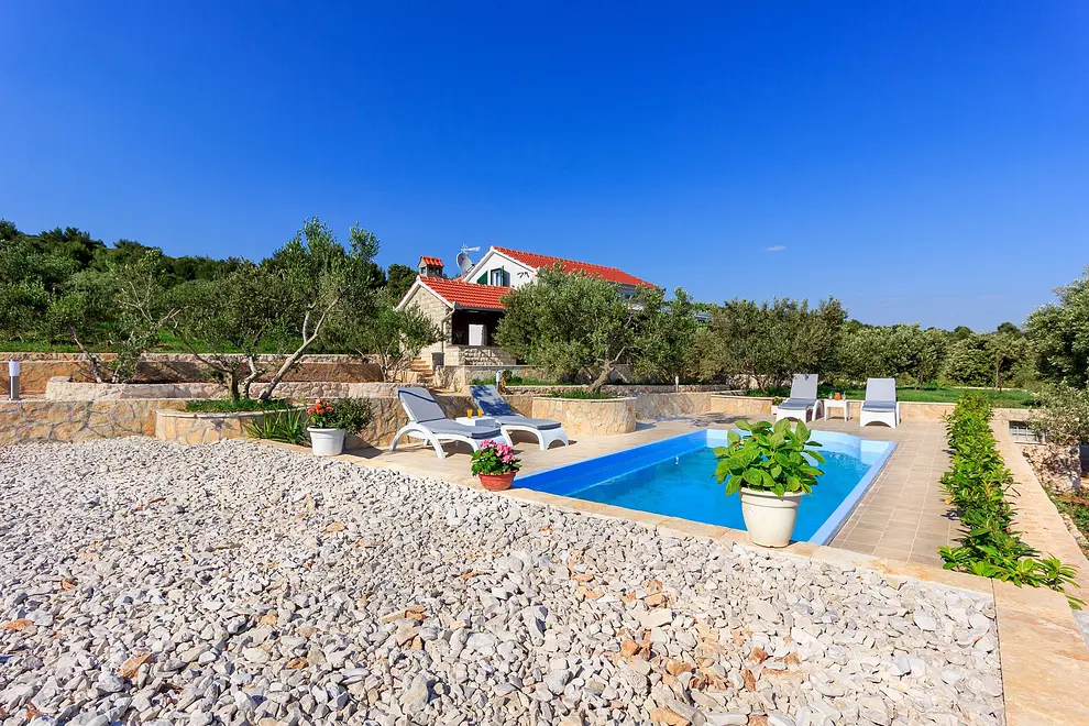 Ferienhaus in Ciovo mit Pool und haustiergeeignet 999207069 35143 – Foto 3