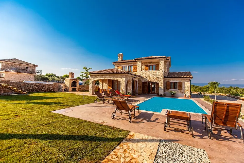 Ferienhaus in Krk mit Pool und haustiergeeignet 66124022 11137