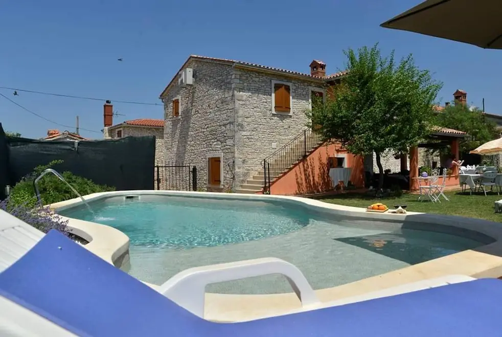 Ferienappartment in Fazana mit Pool 66154298 27700