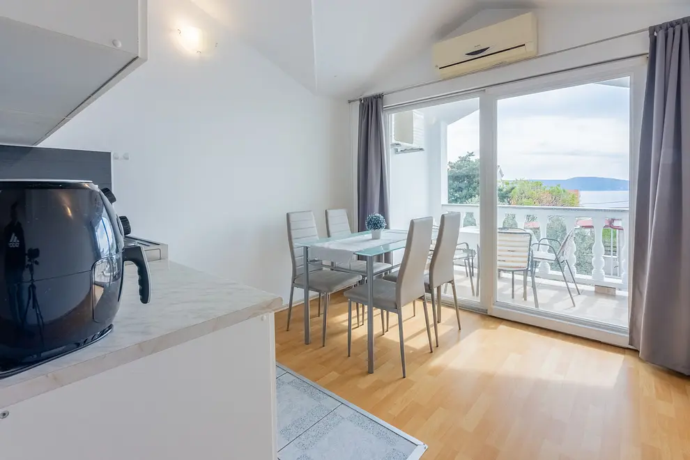 Ferienwohnung in Novi Vinodolski  999209164 37094
