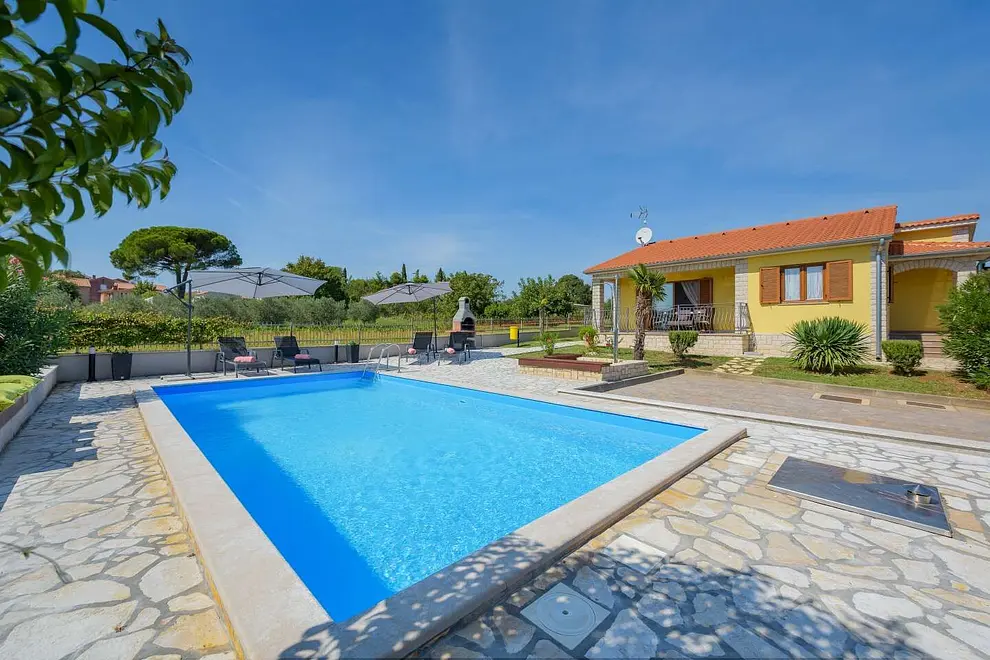 Ferienwohnung in Kastelir-Labinci mit Pool 66124779 11700