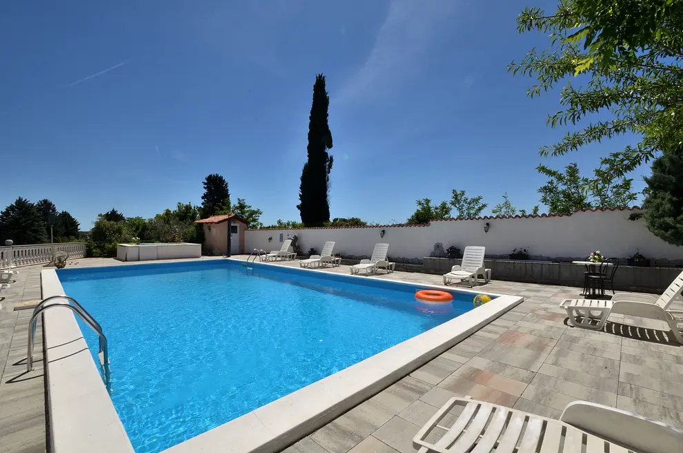 Ferienappartment in Pula mit Pool 999206239 34353