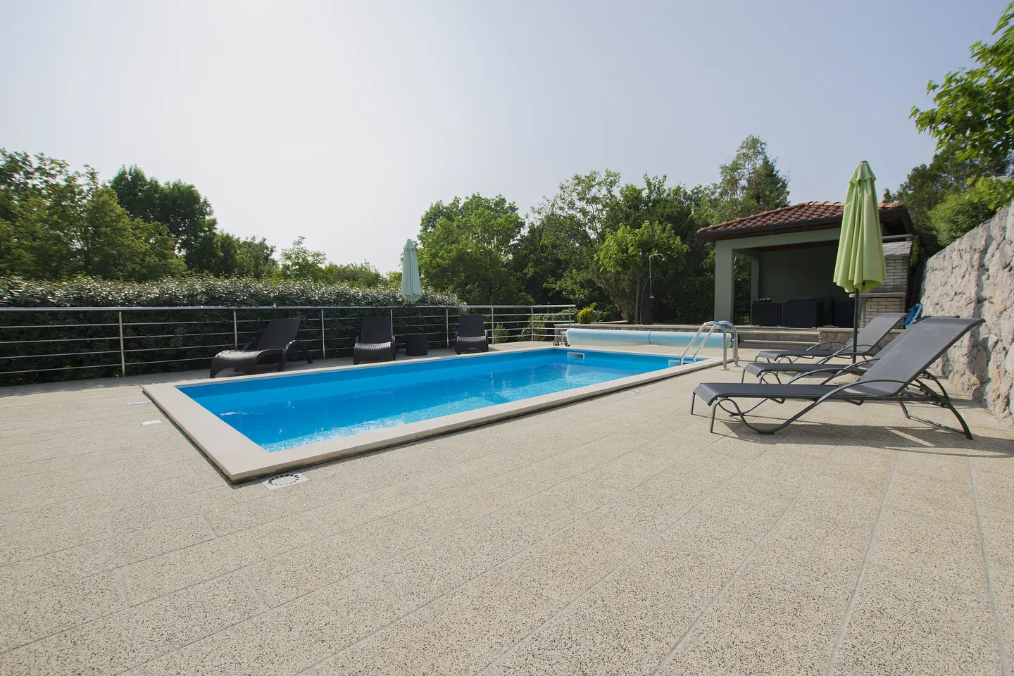 Pool 1