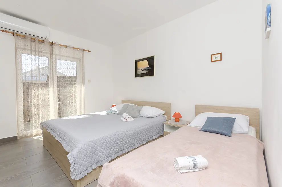 Ferienwohnung in Tribunj  999207667 35693 – Foto 2