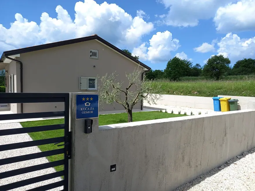 Ferienwohnung in Tinjan mit Pool 999224920 42428 – Foto 4
