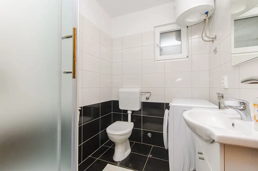 Badezimmer 2