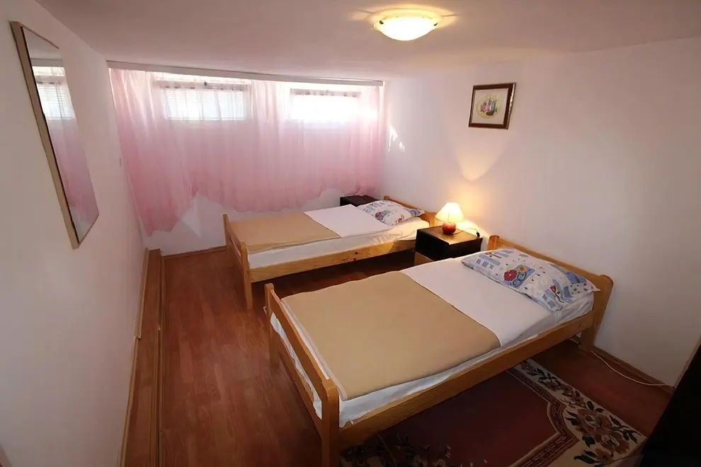 Ferienwohnung in Pirovac  999209803 37703