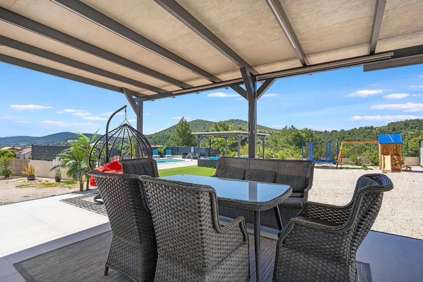 Ferienhaus in Bilice mit Pool und haustiergeeignet 999207560 35597