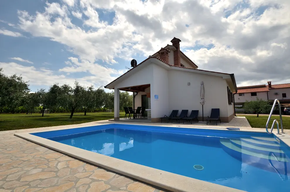 Ferienwohnung in Porec mit Pool und haustiergeeignet 66139422 22230