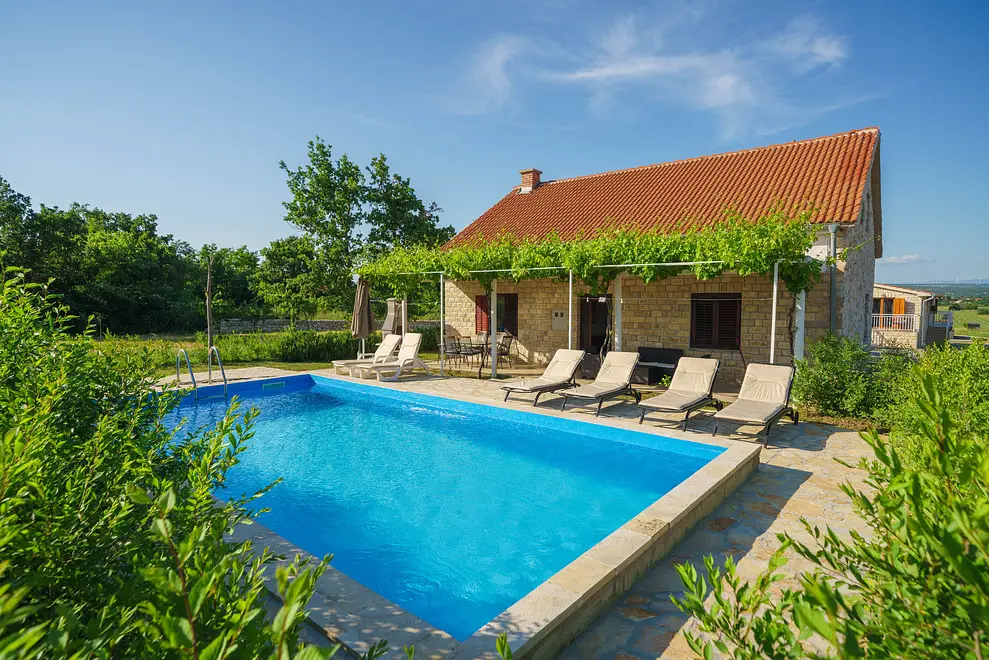 Ferienwohnung in Biograd mit Pool und haustiergeeignet 66139040 21912