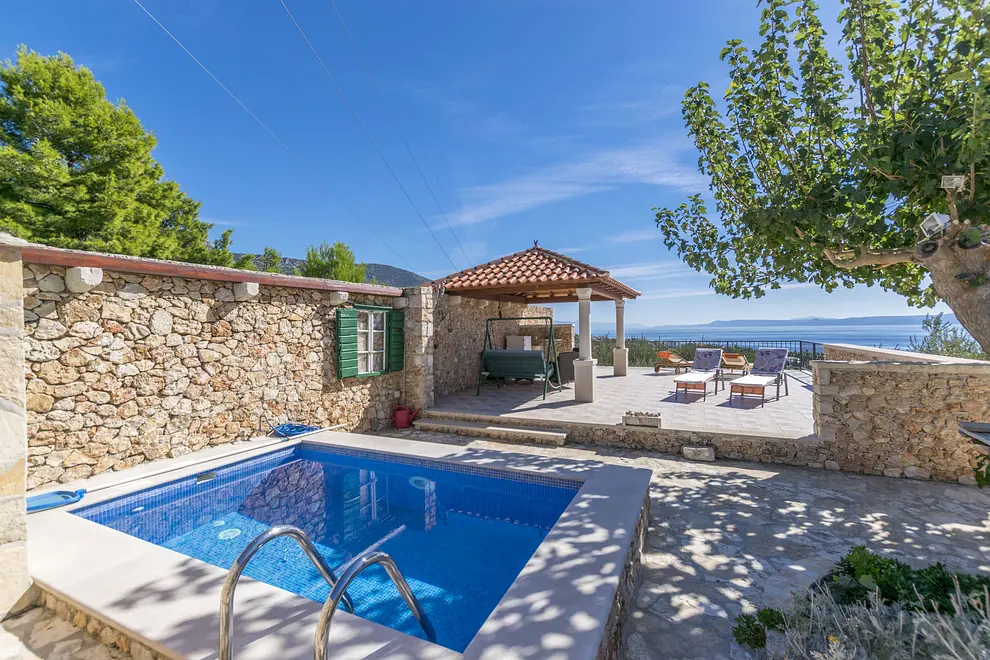 Ferienwohnung in Bol mit Pool und haustiergeeignet 66122770 10184