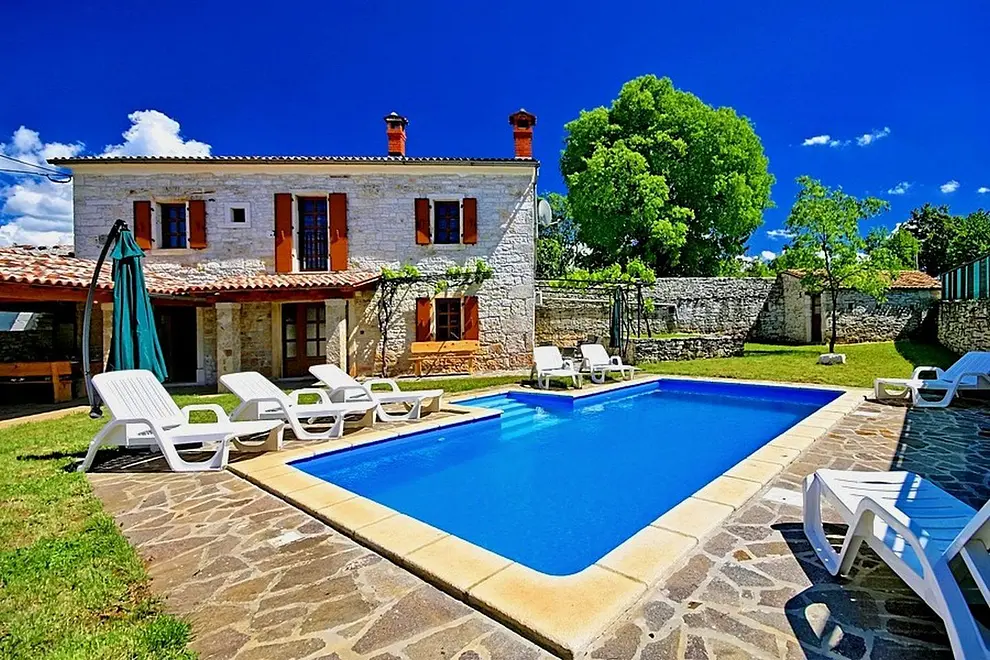 Ferienwohnung in Tinjan mit Pool und haustiergeeignet 66123877 11071