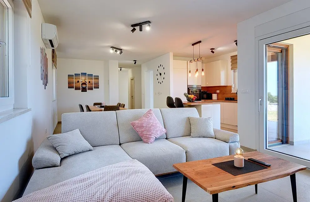 Ferienhaus in Liznjan mit Pool 66140977 23122