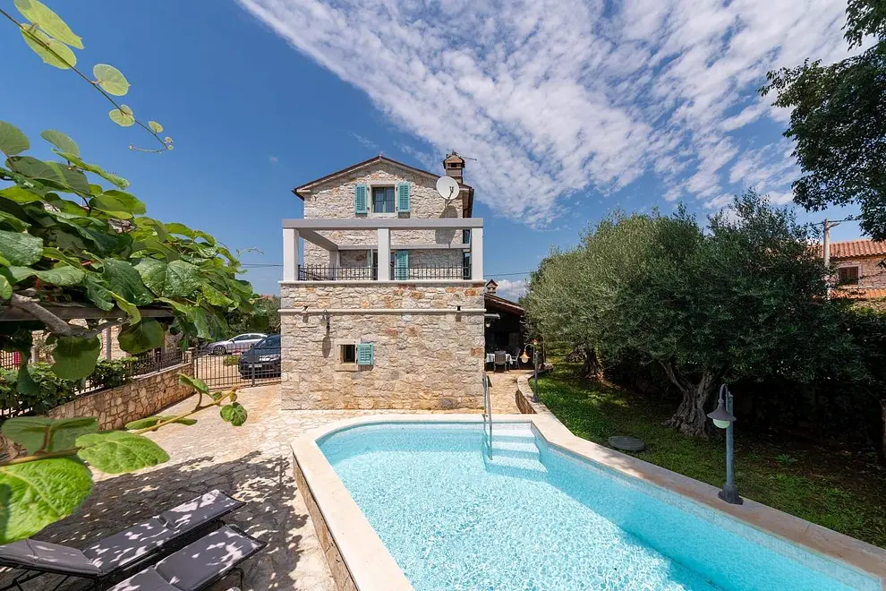 Ferienhaus in Porec mit Pool und haustiergeeignet 66123842 11056