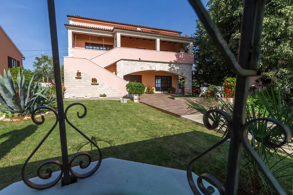 Ferienwohnung in Kastelir-Labinci  999211896 41309 – Foto 2